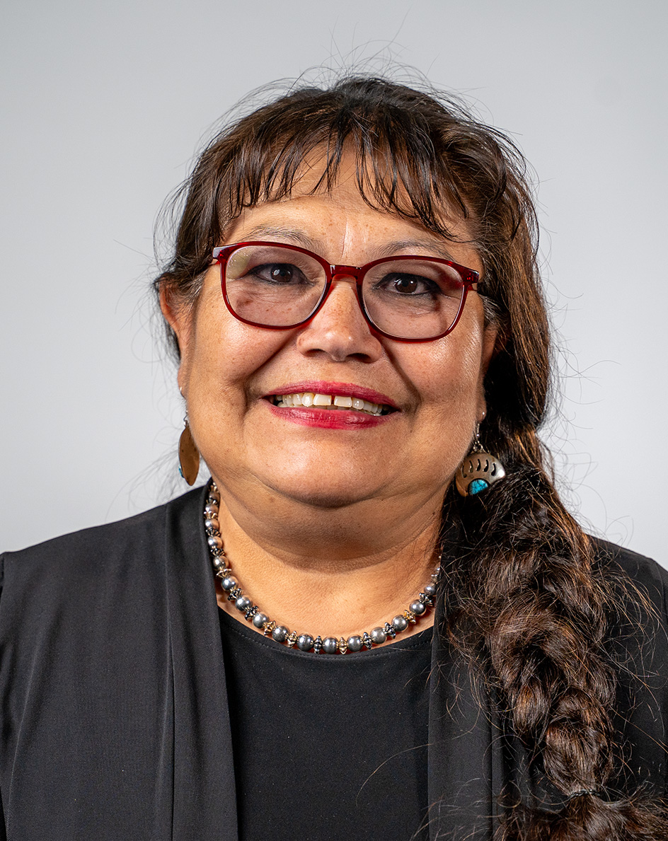 Clara Cordova, Committee Vice-Chair